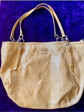 Coach crocodile-effect leather shopper tote bag Yellow-See Description